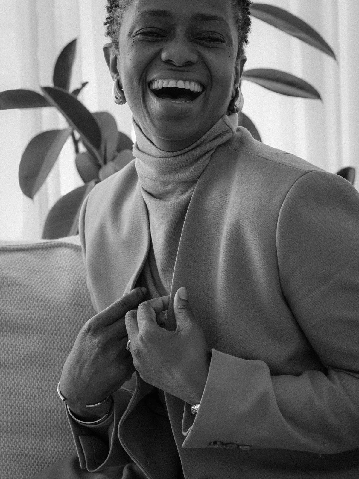 SIENNA WOOL COLLARLESS SUIT JACKET