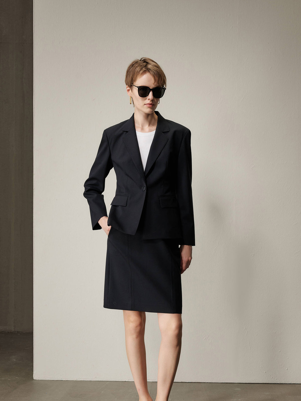 Vivian Tailored Wool Blazer