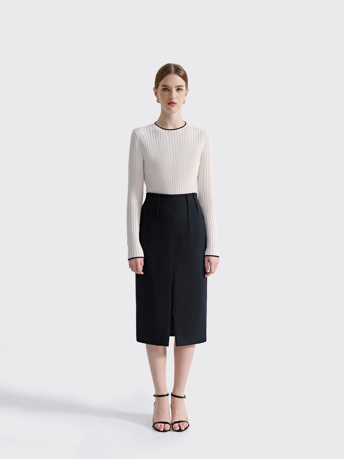 LONG SLEEVE RIB KNIT W/ TRIM DETAIL