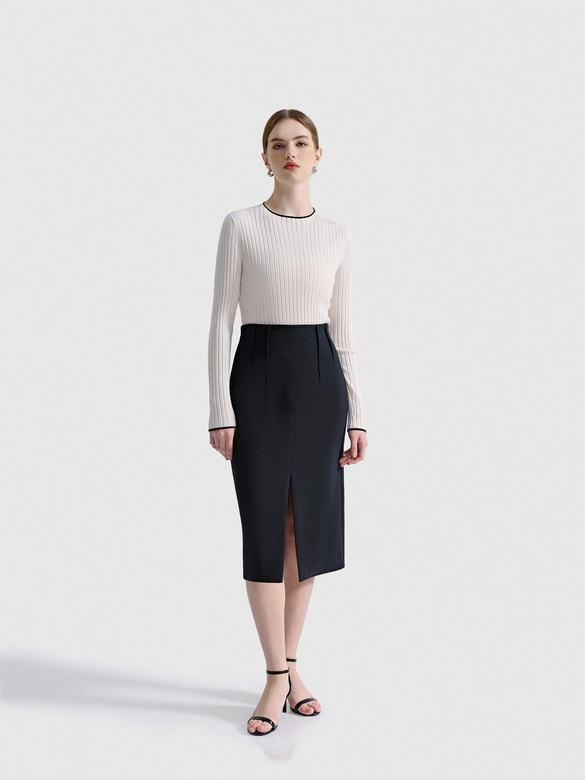 LONG SLEEVE RIB KNIT W/ TRIM DETAIL