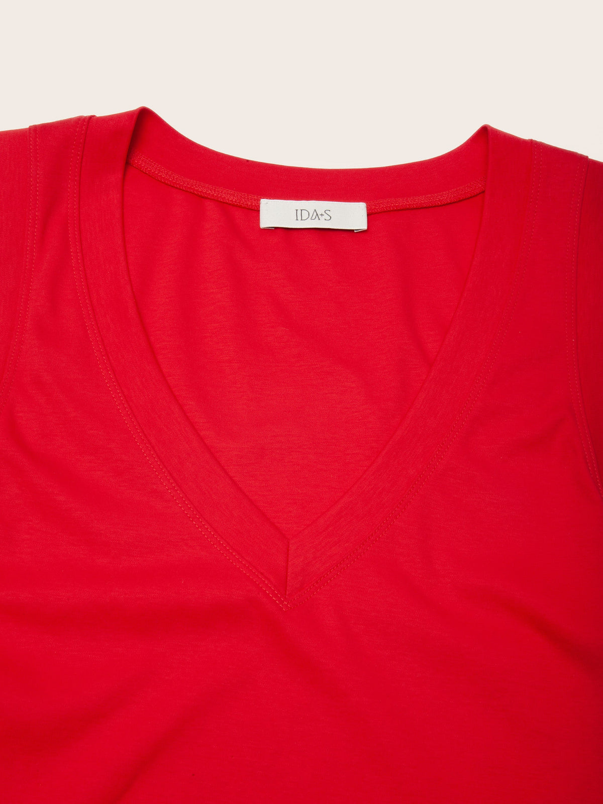 Mia Crimson Ruched Side V-Neck Sleeveless Tank