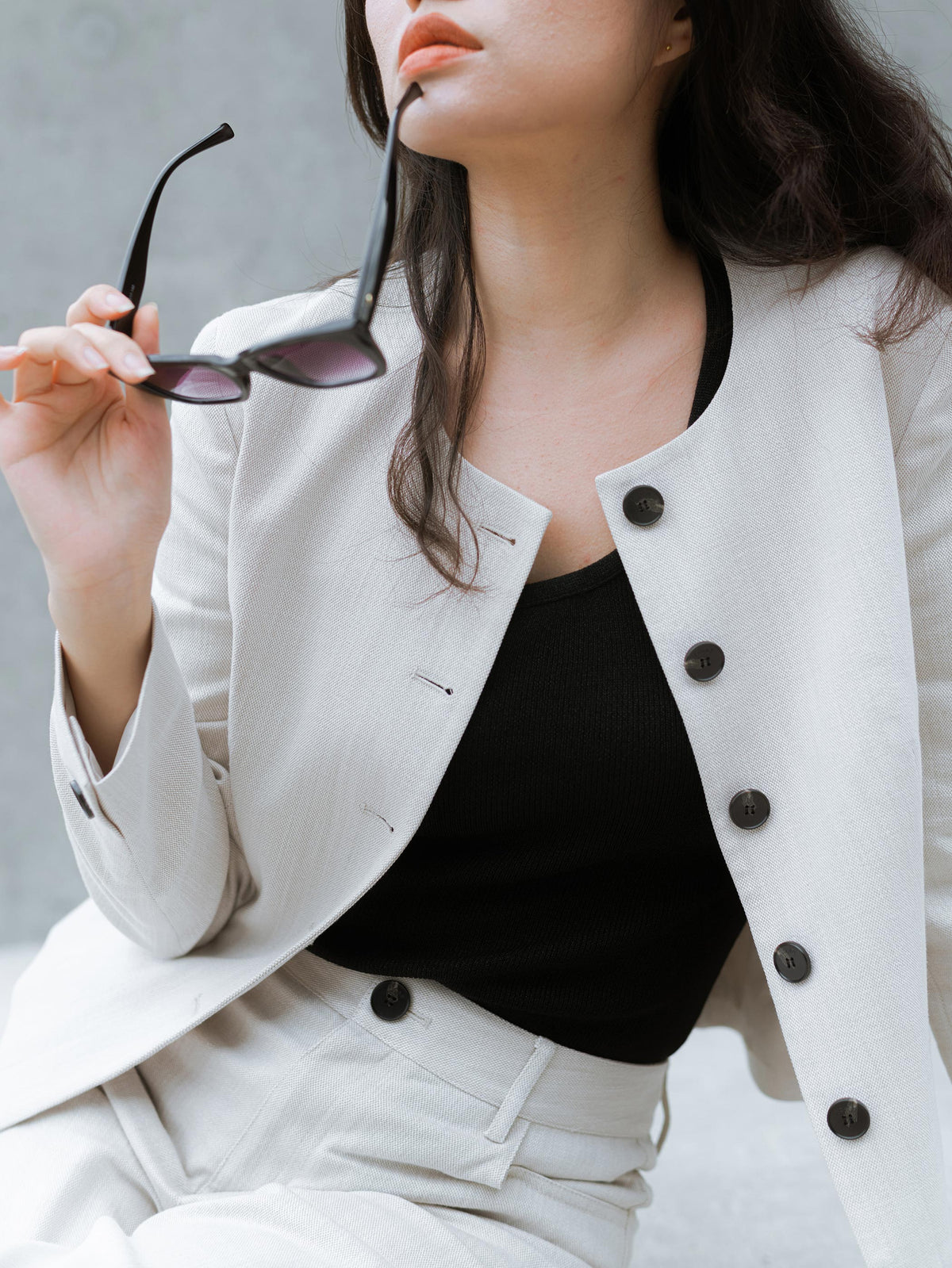 COLLARLESS BUTTONED SUIT JACKET - TEST