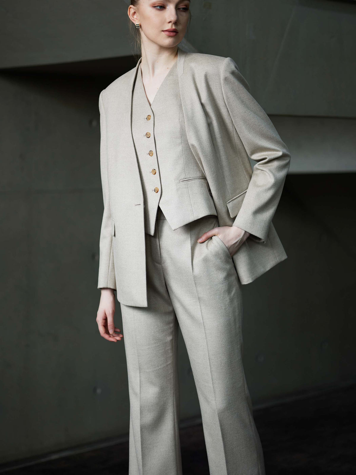 WOOL STRAIGHT LEG SUIT PANTS| Women's Designer Clothing Australia WOOL STRAIGHT LEG SUIT PANTS| Women's Designer Clothing Australia